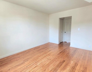 3347 S Wakefield - Photo Thumbnail 10