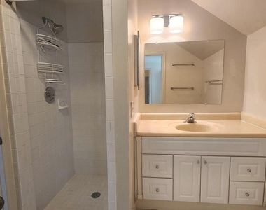 3347 S Wakefield - Photo Thumbnail 26