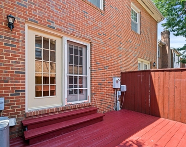 1141 N Vernon Street - Photo Thumbnail 22