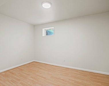 1141 N Vernon Street - Photo Thumbnail 41