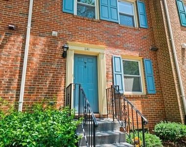 1141 N Vernon Street - Photo Thumbnail 2