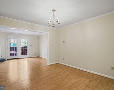1141 N Vernon Street - Photo Thumbnail 13