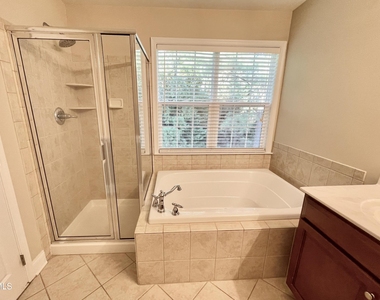 9519 Dellbrook Court - Photo Thumbnail 21