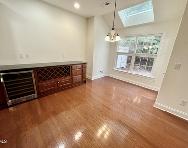 9519 Dellbrook Court - Photo Thumbnail 13