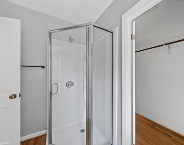 2924 Oberlin Road - Photo Thumbnail 12