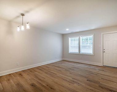 105 Stowe Place - Photo Thumbnail 11