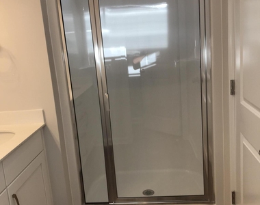 828 Oak Center Drive - Photo Thumbnail 21