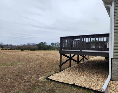 21 Hunters Point Court - Photo Thumbnail 11