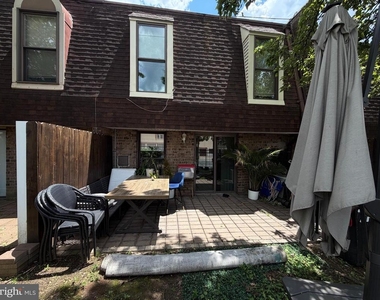 11807 Academy Road - Photo Thumbnail 22