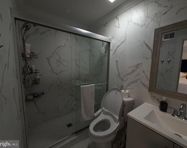 11807 Academy Road - Photo Thumbnail 11