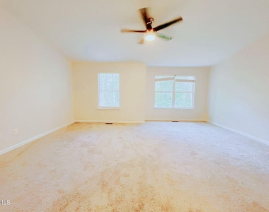 3040 Barrymore Street - Photo Thumbnail 10