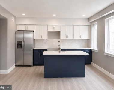 3028 W Dauphin Street - Photo Thumbnail 1