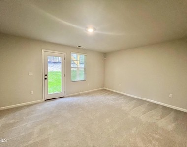 2533 Chert Lane - Photo Thumbnail 3