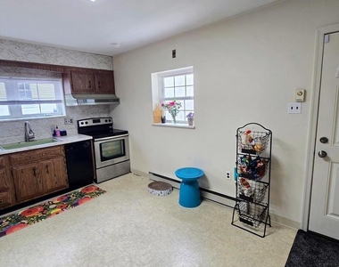 4261 River Road - Photo Thumbnail 8