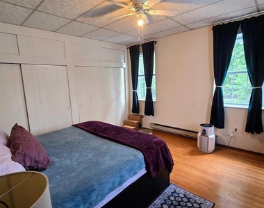 4261 River Road - Photo Thumbnail 9