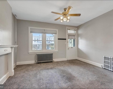 427 Ripka Street - Photo Thumbnail 3