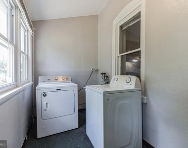427 Ripka Street - Photo Thumbnail 11