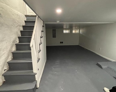516 E Mayland Street - Photo Thumbnail 16