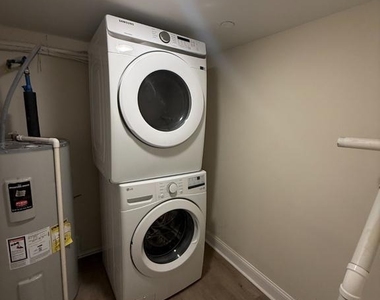649 N 15th Street - Photo Thumbnail 6