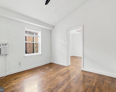 1616 Spruce Street - Photo Thumbnail 8