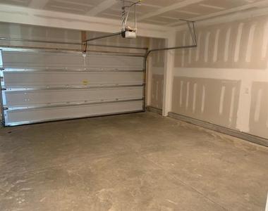 2881 Macintosh Woods Drive - Photo Thumbnail 22