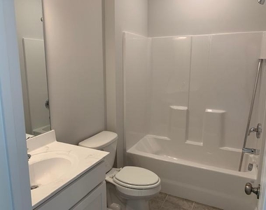 2881 Macintosh Woods Drive - Photo Thumbnail 18