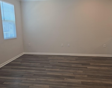 632 Gimari Drive - Photo Thumbnail 11