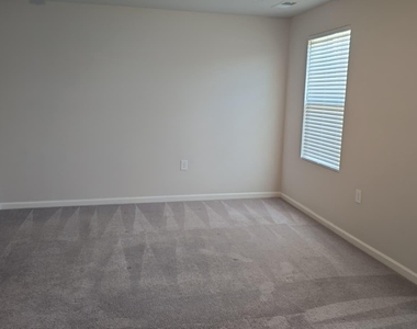 632 Gimari Drive - Photo Thumbnail 32