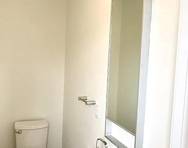 1509 N Front Street - Photo Thumbnail 2