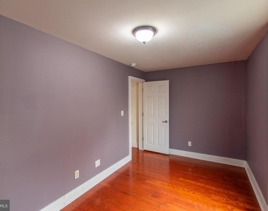 152 Tree Street - Photo Thumbnail 10