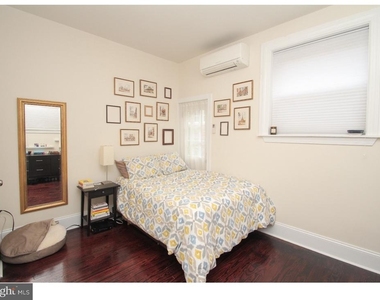 2033 Spruce Street - Photo Thumbnail 13