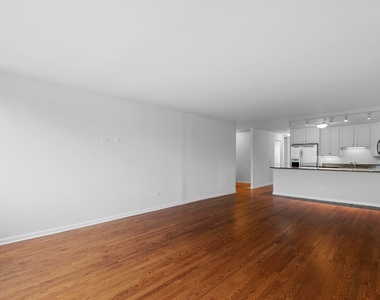 1344 N Dearborn - Photo Thumbnail 3