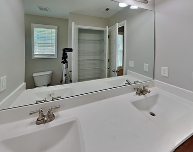 32 Balboa Parkway - Photo Thumbnail 8