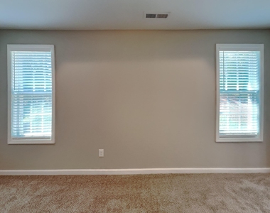 32 Balboa Parkway - Photo Thumbnail 5
