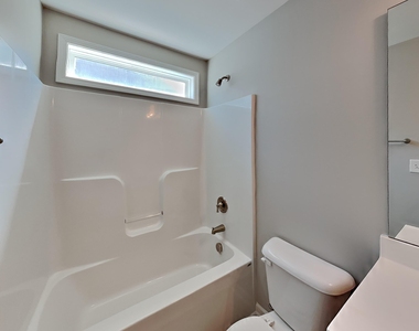 32 Balboa Parkway - Photo Thumbnail 14