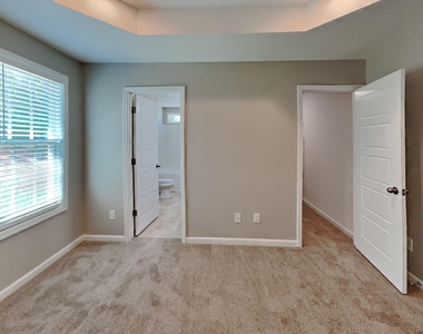 32 Balboa Parkway - Photo Thumbnail 6