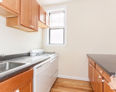 719 W Barry - Photo Thumbnail 5