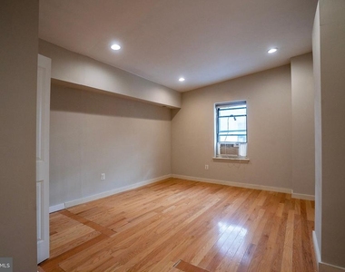 1504 Swain Street - Photo Thumbnail 7