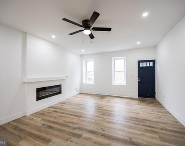 3712 Manayunk Avenue - Photo Thumbnail 3