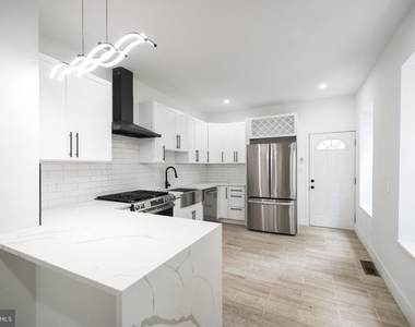 3712 Manayunk Avenue - Photo Thumbnail 4