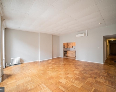 2116 Walnut Street - Photo Thumbnail 4