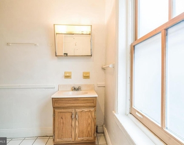 2116 Walnut Street - Photo Thumbnail 4