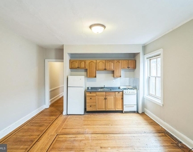 2116 Walnut Street - Photo Thumbnail 2