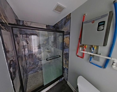 4840 E Roosevelt Boulevard - Photo Thumbnail 3