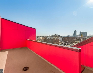 1229 Front St - Photo Thumbnail 9