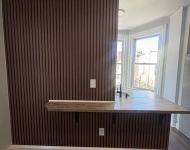 850 N 22nd Street - Photo Thumbnail 3