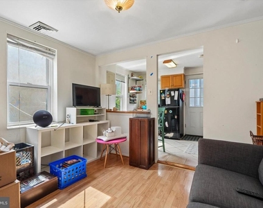 2348 Christian Street - Photo Thumbnail 2