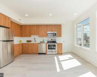 833 Wharton Street - Photo Thumbnail 14