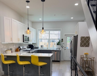 2239 Tasker Street - Photo Thumbnail 9