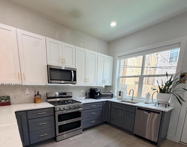 2239 Tasker Street - Photo Thumbnail 14